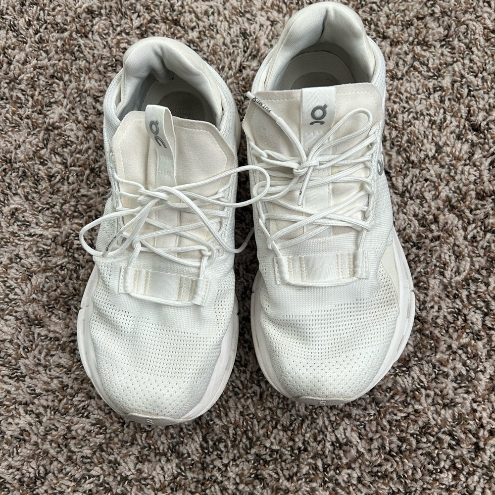 On Cloud ‘CloudNova 2’ in White - image 4